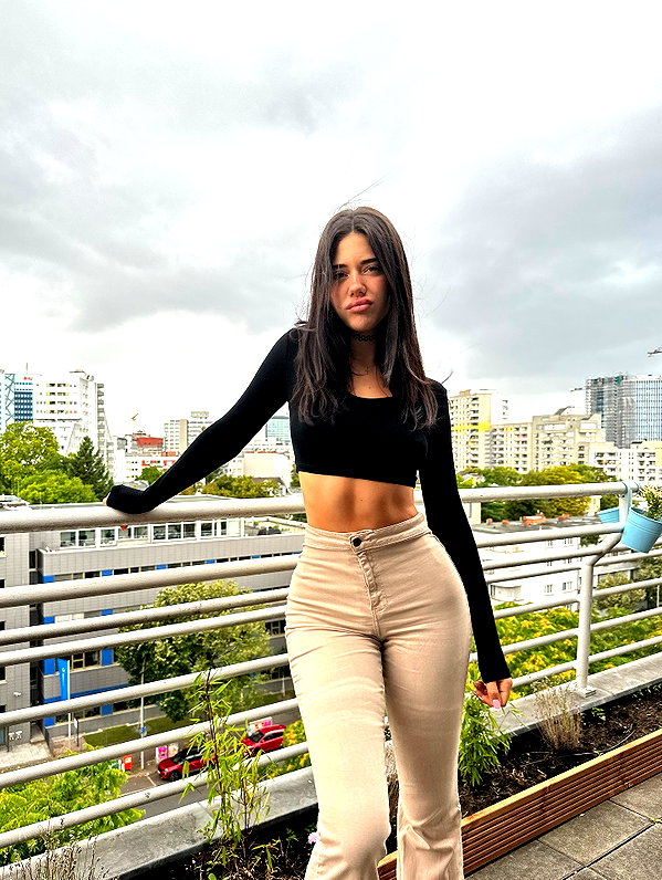 vanessa.rhd instagram image archive image