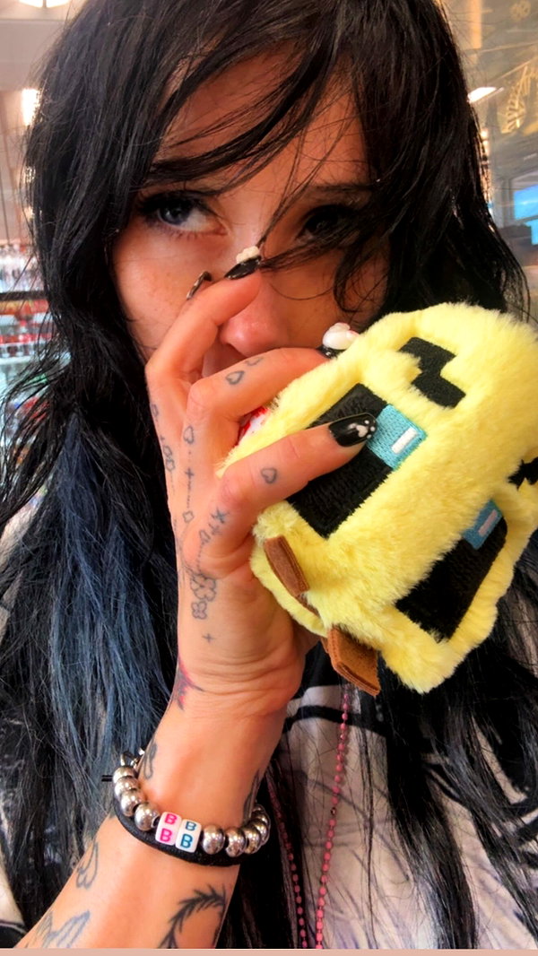 zommmbri instagram image archive image