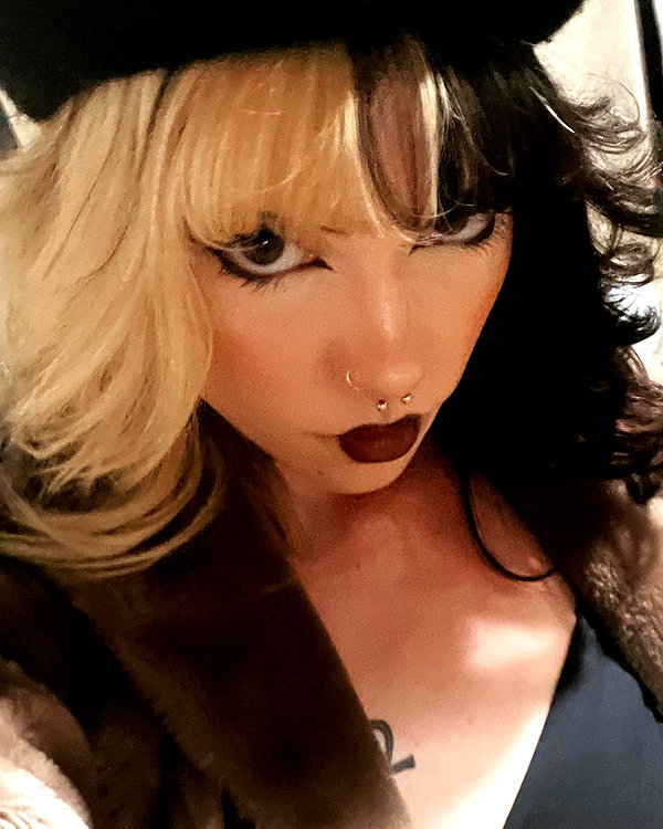 haileylayfield instagram image archive image