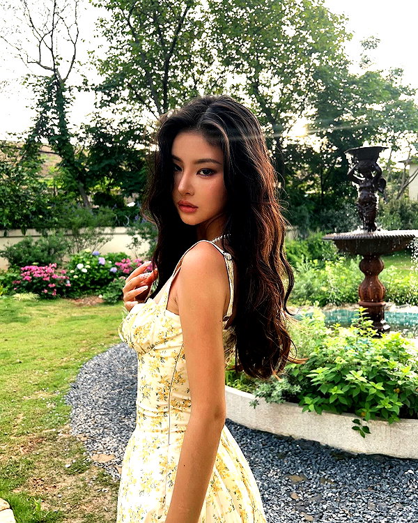 ll.lu1s instagram image archive image