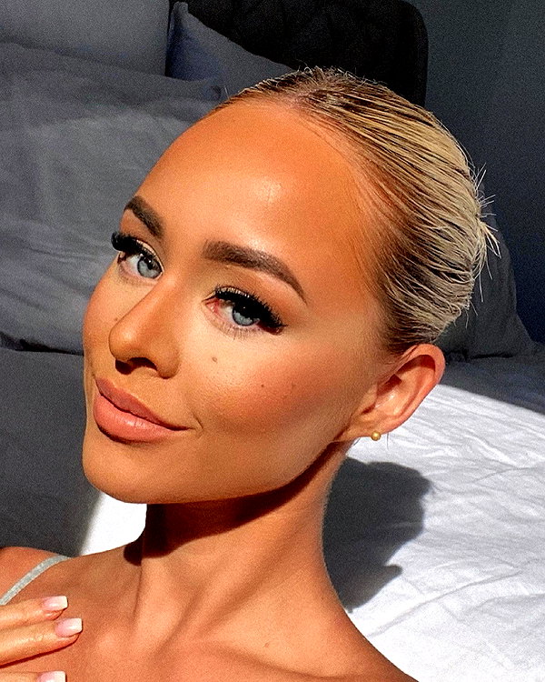 allieauton instagram image archive image