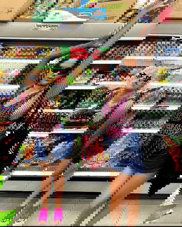 ormosheee ormosheee archive image