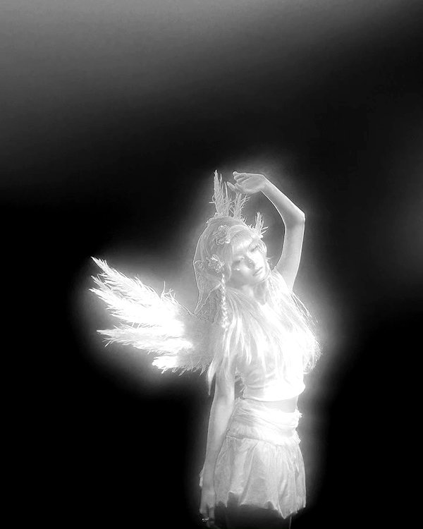 hhh.e_c.v instagram image archive image