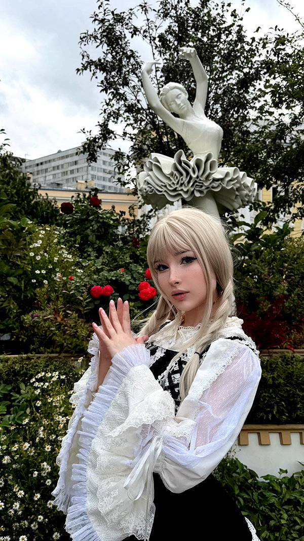alina_thedoll instagram image archive image