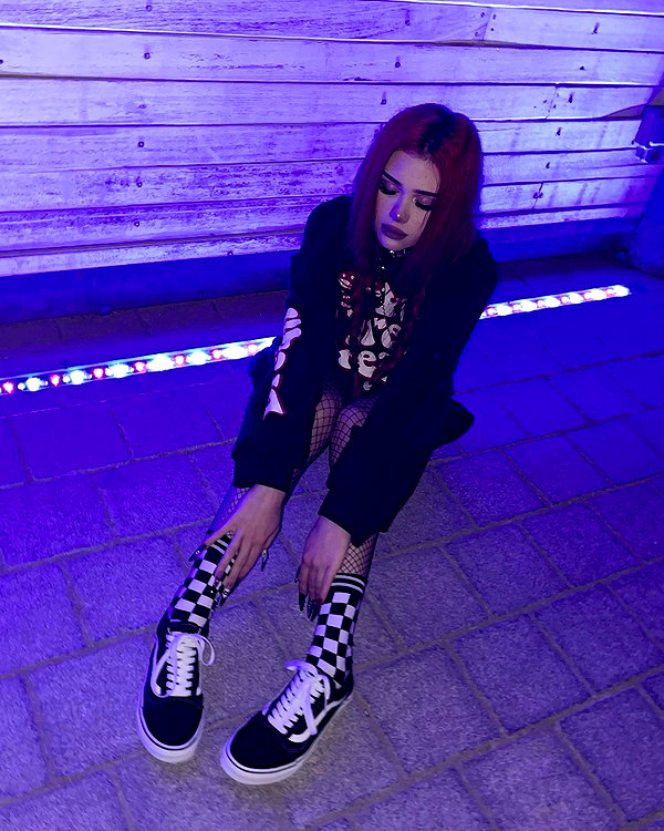 vik4au instagram image archive image
