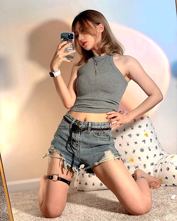 rakukoo instagram image archive image