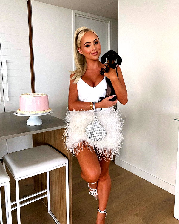 allieauton instagram image archive image