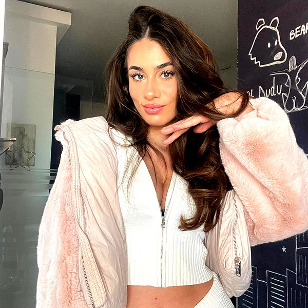 andreeamariavinatoru instagram image archive image