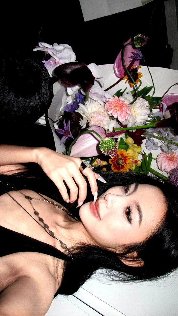 chuihon_ instagram image archive image
