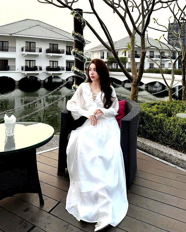 lyhythuedoxinh instagram image archive image