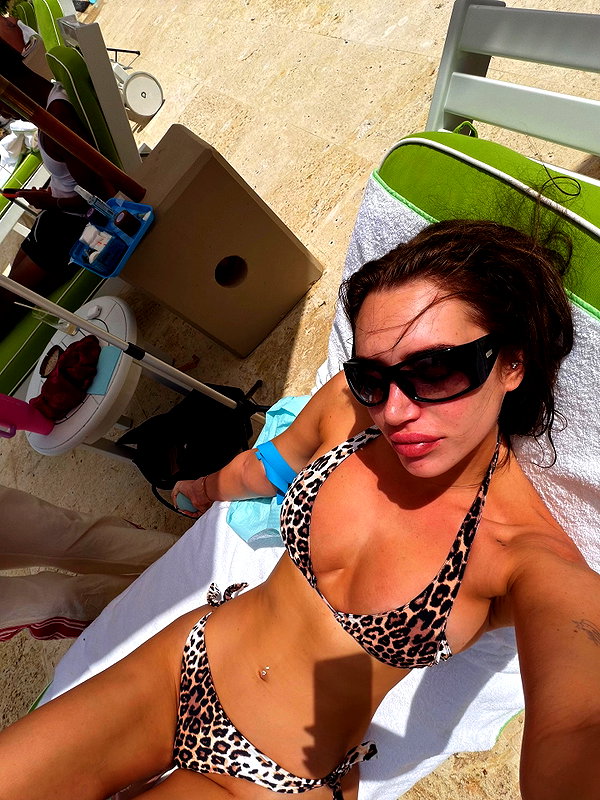 staskaranikolaou instagram image archive image