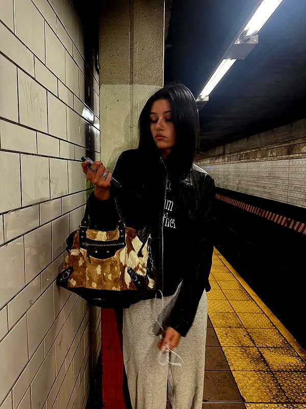 reneeebeller instagram image archive image