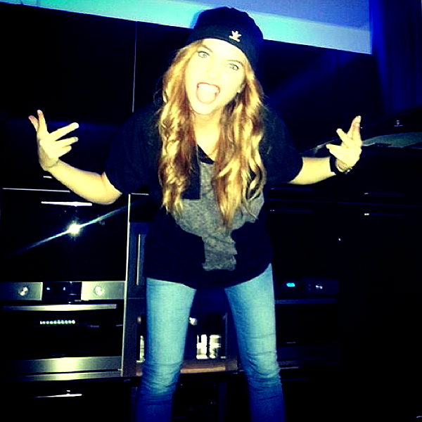 realbarbarapalvin instagram image archive image