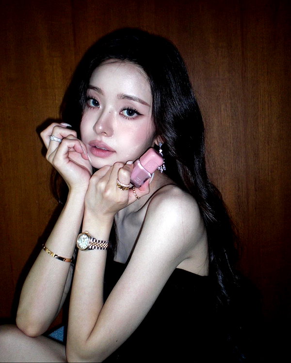 dear.zia instagram image archive image