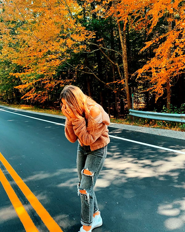sadieemckennaa instagram image archive image