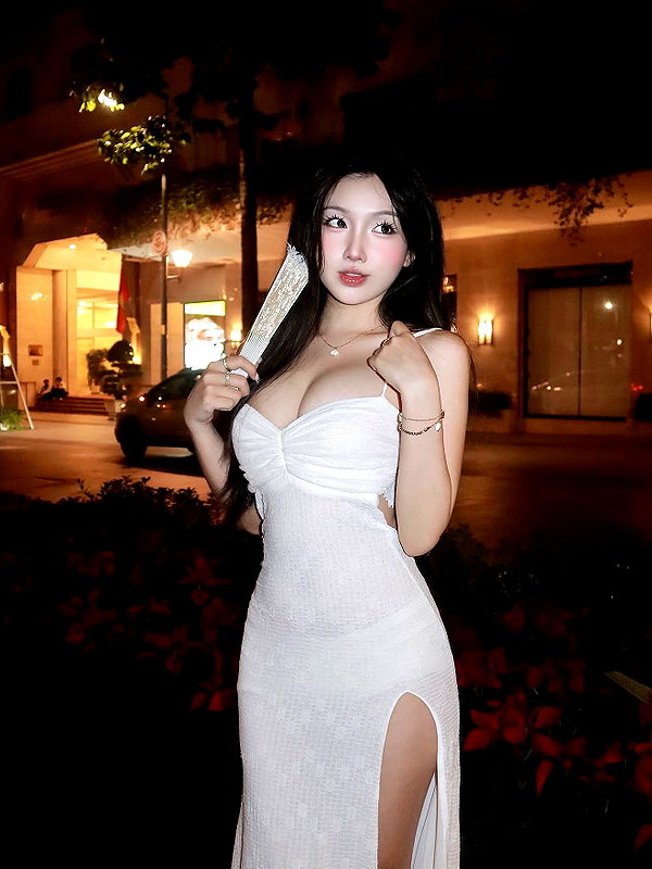 lyhythuedoxinh instagram image archive image