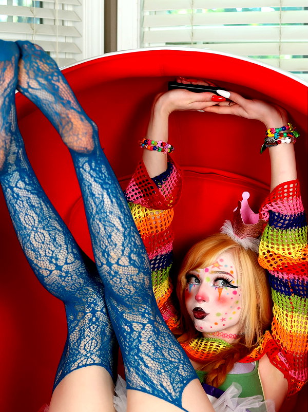lola.luvgood instagram image archive image