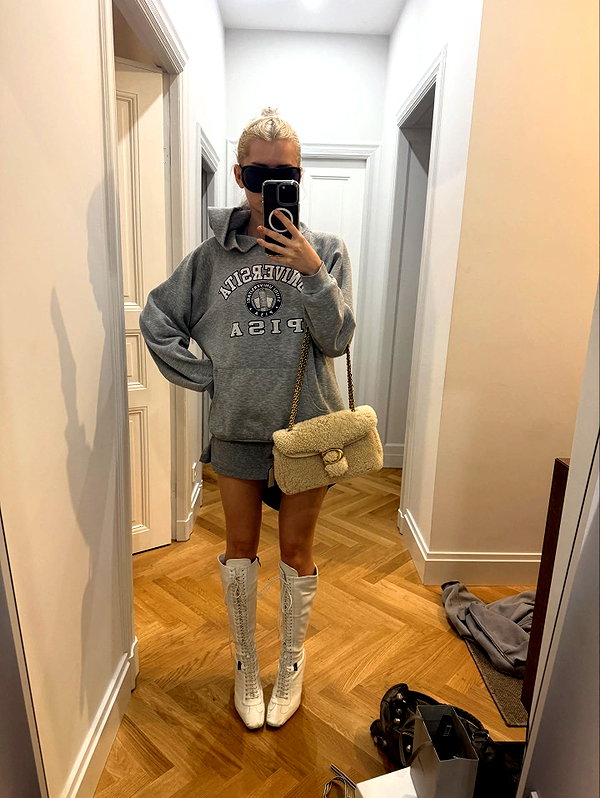 girlcalledluca instagram image archive image