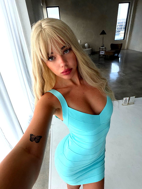 vanessa.rhd instagram image archive image