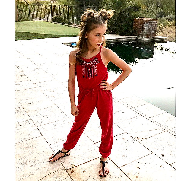 ellianawalmsley instagram image archive image