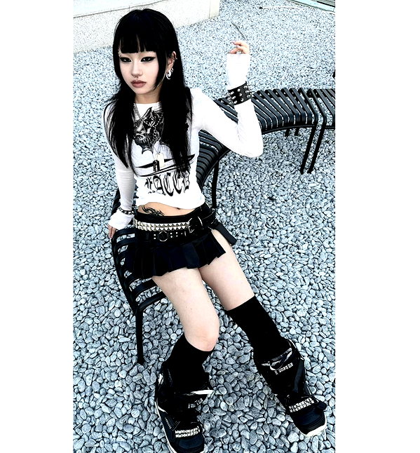 biohazard.g1rl instagram image archive image