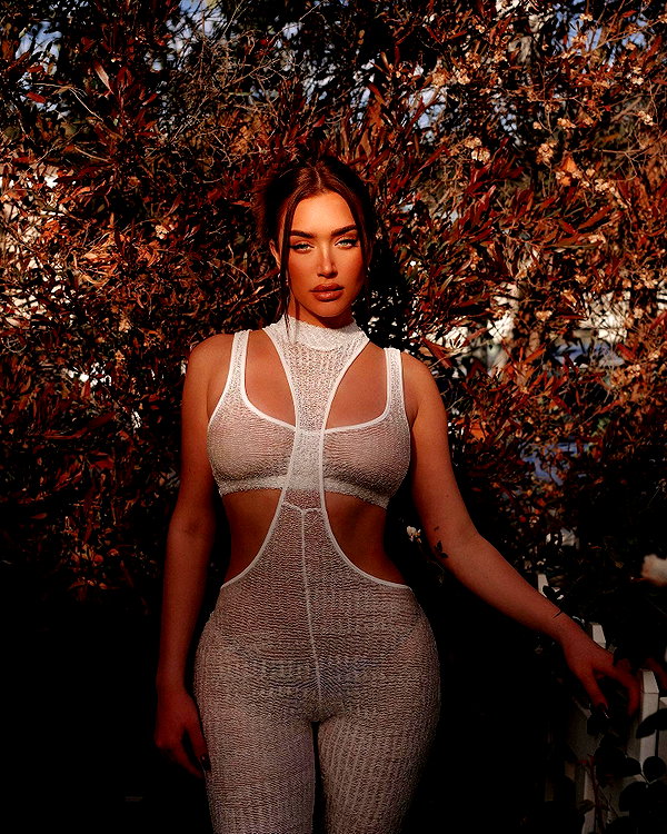staskaranikolaou instagram image archive image