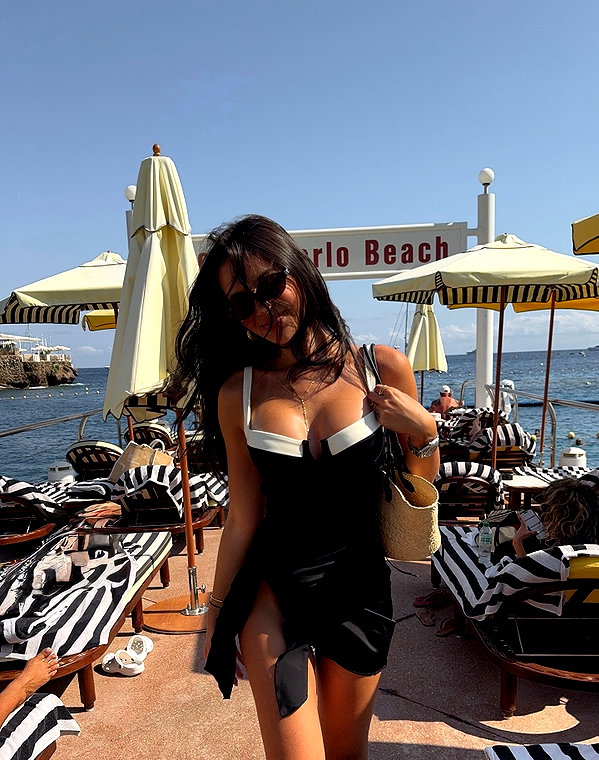 zoeliss instagram image archive image