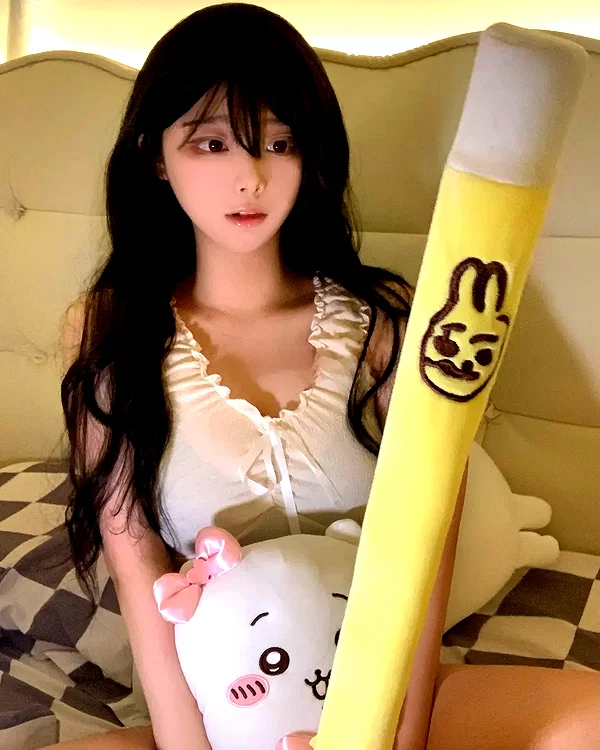 yingyinng_ instagram image archive image