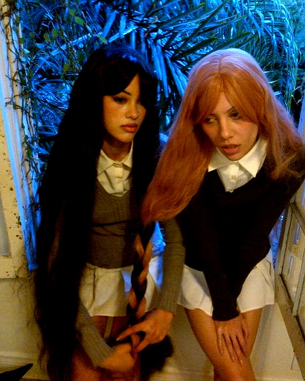 leonanaomii instagram image archive image