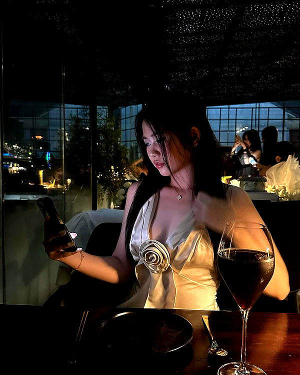lyhythuedoxinh instagram image archive image