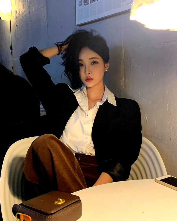 daxbin instagram image archive image