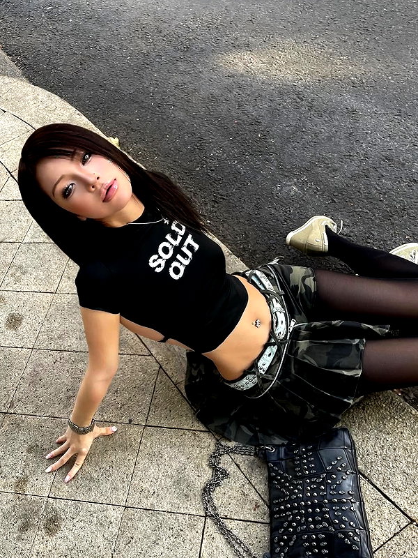 lyhythuedoxinh instagram image archive image