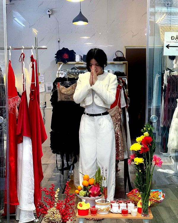 lyhythuedoxinh instagram image archive image
