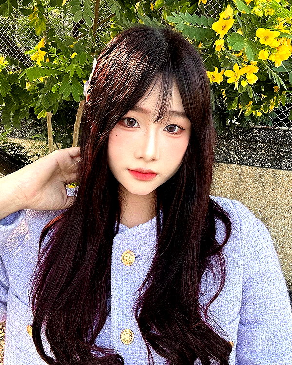 lai_931201 instagram image archive image