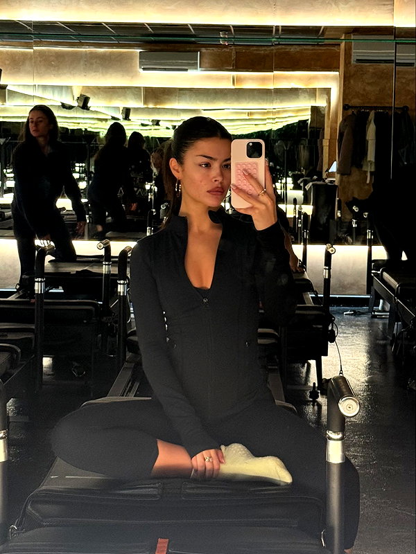 oliviaphillipps instagram image archive image