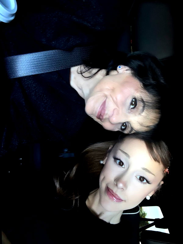 arianagrande instagram image archive image