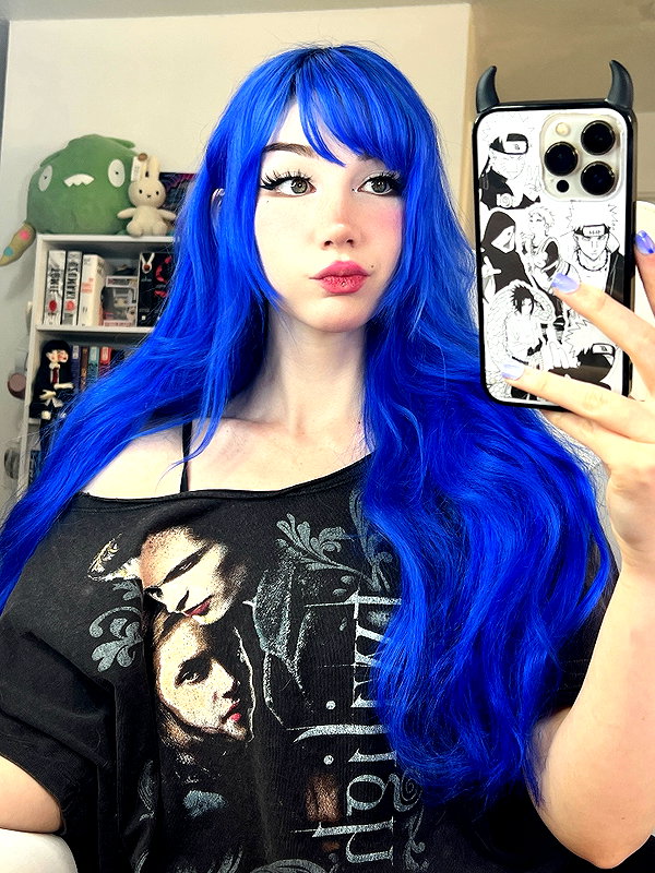 danielle.mercedie instagram image archive image