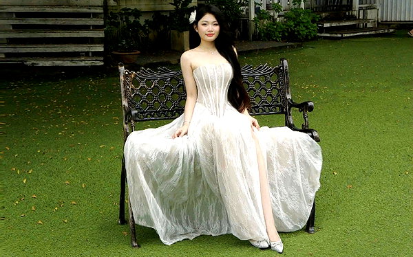 lyhythuedoxinh instagram image archive image