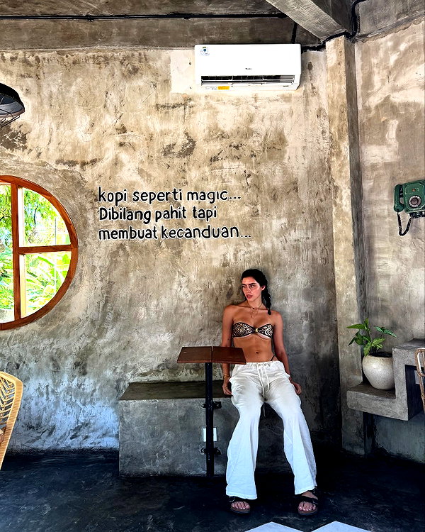 laurenhamden instagram image archive image