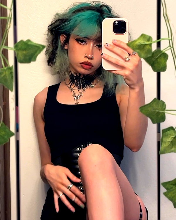 newmakeupgoddess instagram image archive image