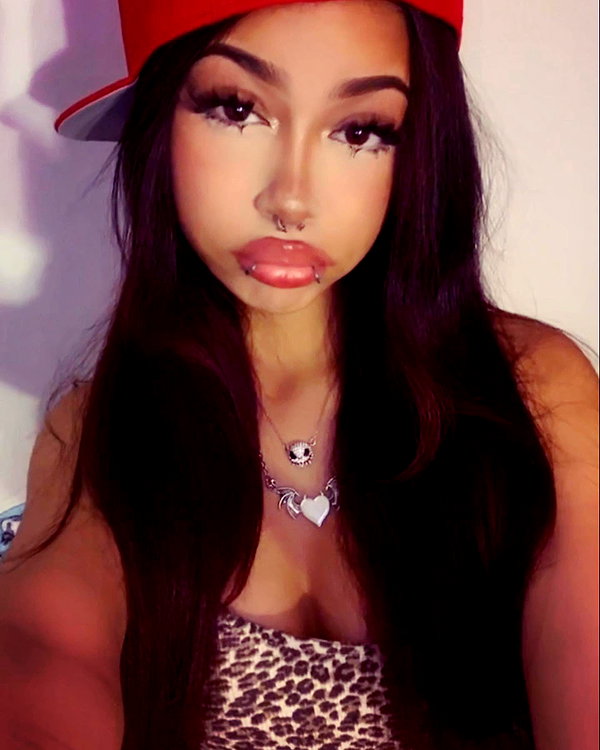twodollie instagram image archive image