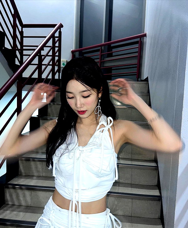 zuhazana instagram image archive image