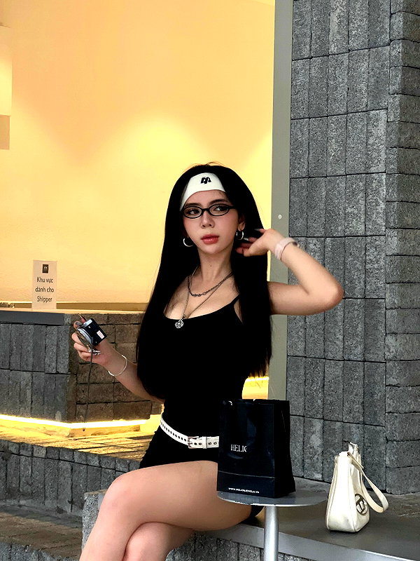 lyhythuedoxinh instagram image archive image