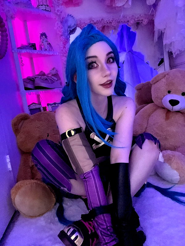 danielle.mercedie instagram image archive image