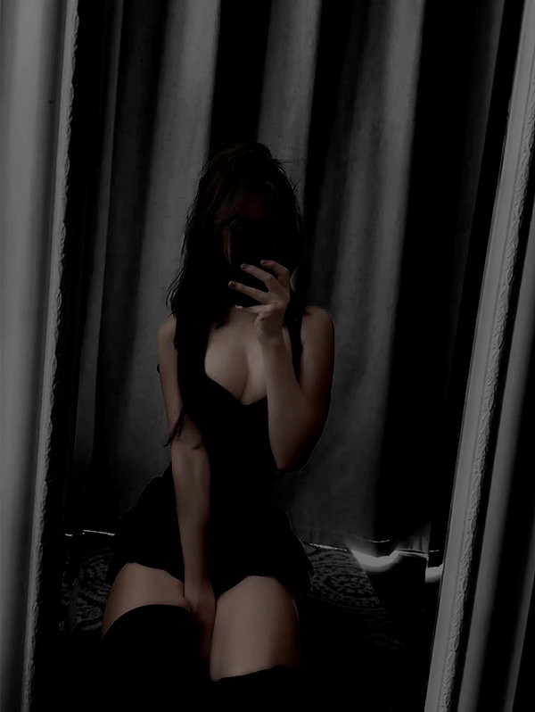 emeurie instagram image archive image