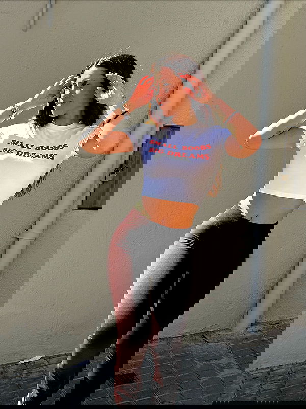 rebeccaschez rebeccaschez archive image