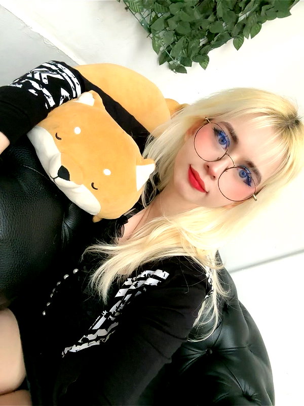 luly1980s instagram image archive image