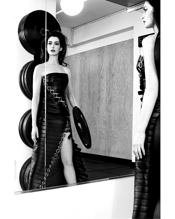 annehathaway instagram image archive image