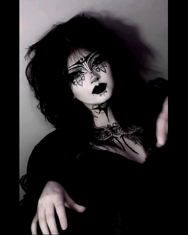 darkblueyoshii instagram image archive image