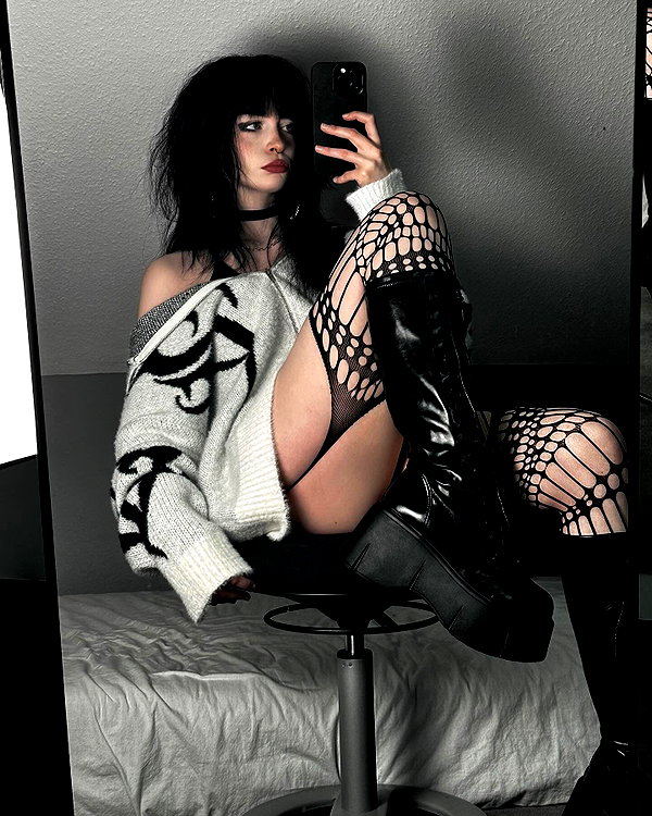 drowsylio instagram image archive image